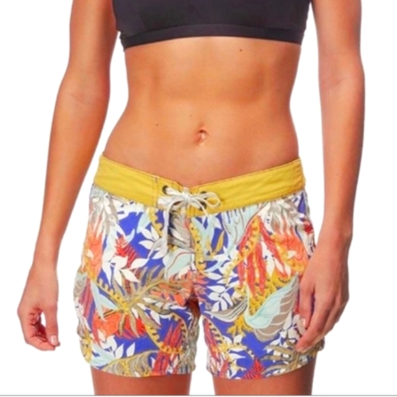 PATAGONIA W'S WAVEFARER BOARDSHORTS  Sz 12 - Picture 1 of 9